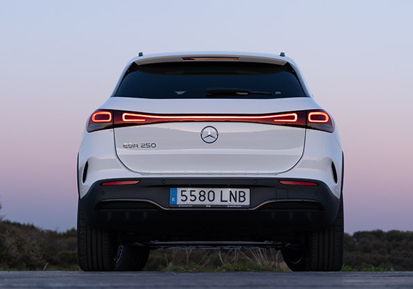 EQA zaga eléctrico mercedes